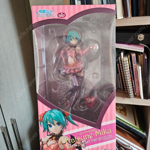 하트헌터 미쿠 피규어 팜니다.