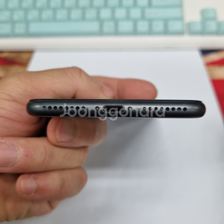 206405 아이폰8플러스 256 블랙 AA급 중고폰 배터리100%--3