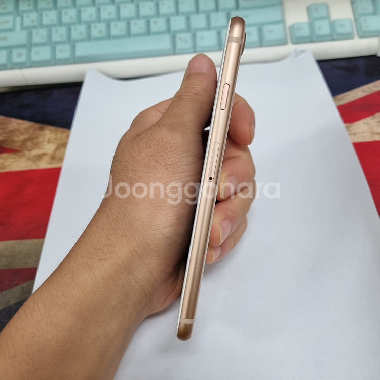 103676 아이폰8 64 골드 SSS급 중고폰 배터리100%--5