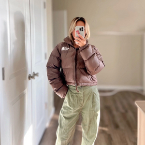 노스페이스 여성 크롭 눕시 700패딩 M