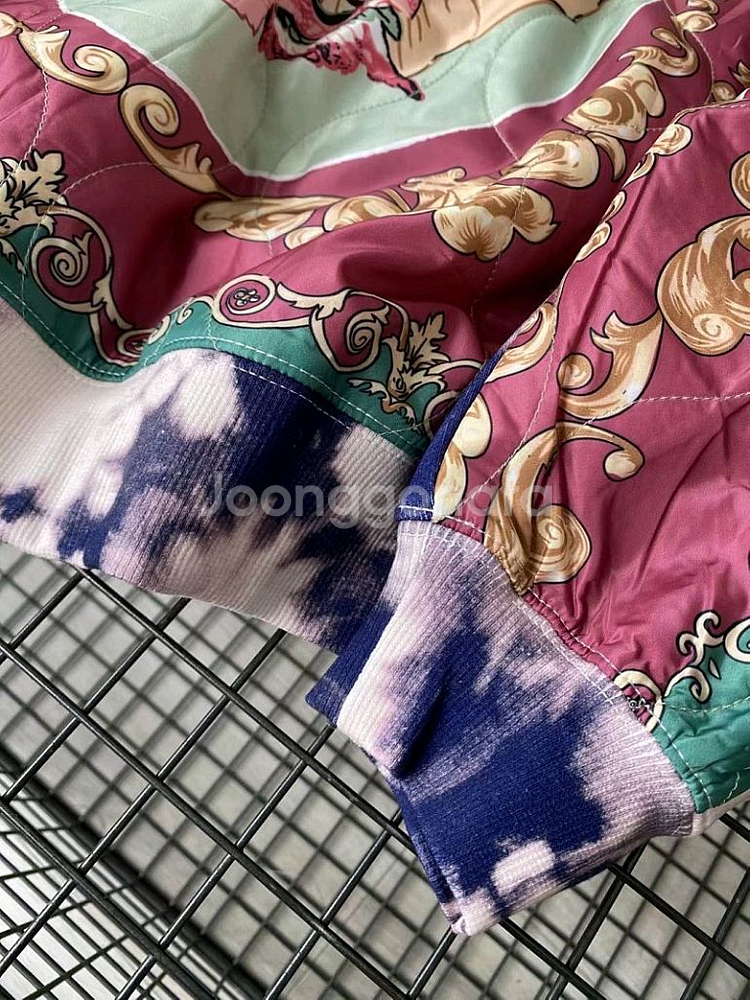 캐피탈 마리아 퀼팅 맨투맨--1