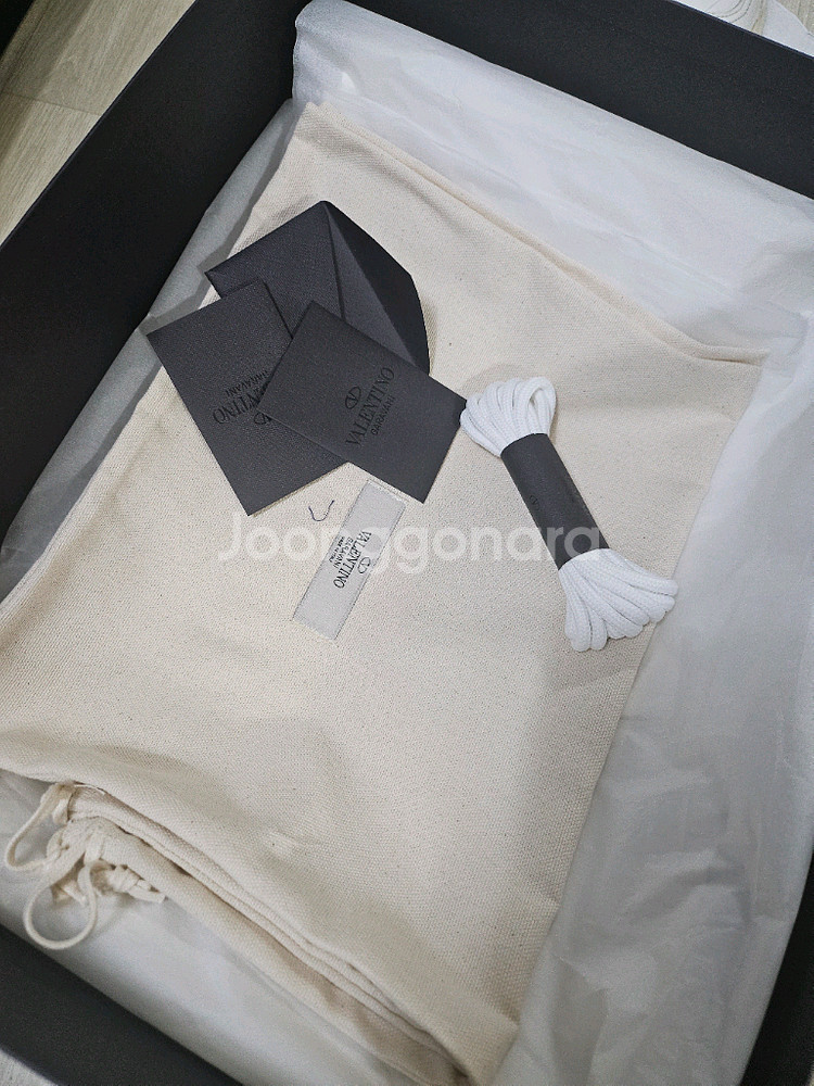 발렌티노 / VLTN 바운스 에어 오버솔 남성 스니커즈--6