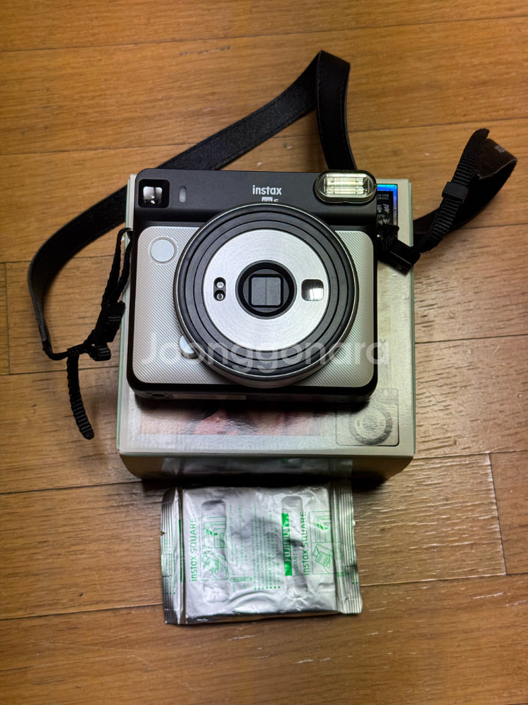 후지필름 인스탁스 스퀘어 SQ6 즉석카메라입니다--0