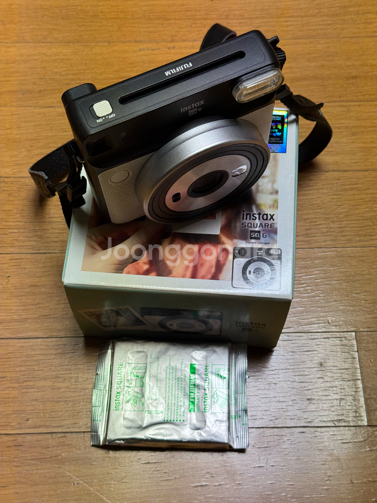 후지필름 인스탁스 스퀘어 SQ6 즉석카메라입니다--1