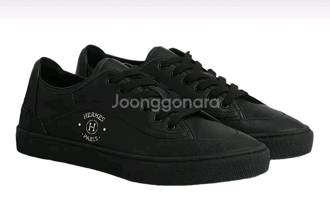에르메스 Get스니커즈 40(250~255)사이즈팝니다--0