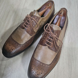 프라다 / 옥스포드 윙팁 구두