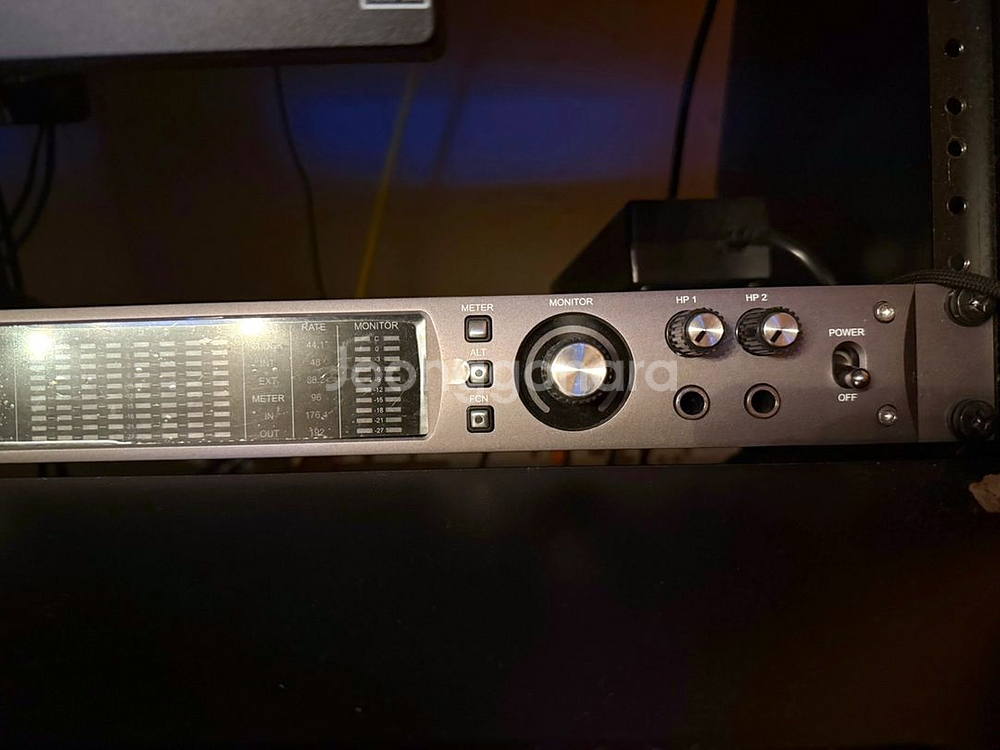 UAD Apollo x6 Gen 1 Heritage Edition 풀박 상태 최상 팝니다.--2