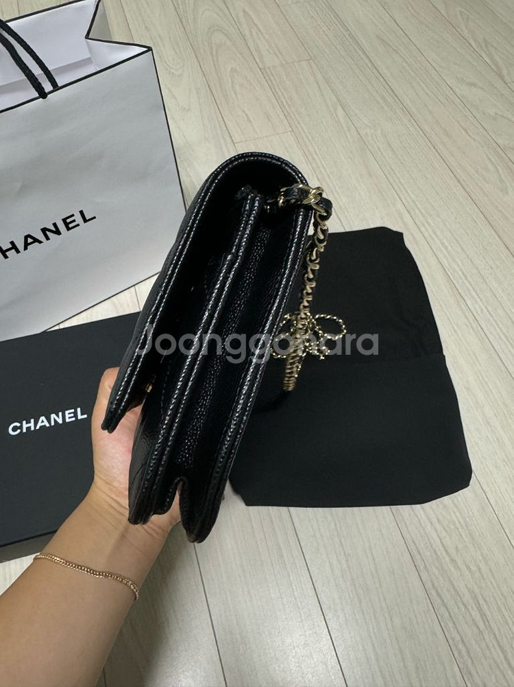 샤넬 WOC 클래식 퀼팅 체인백 급처!!!--4