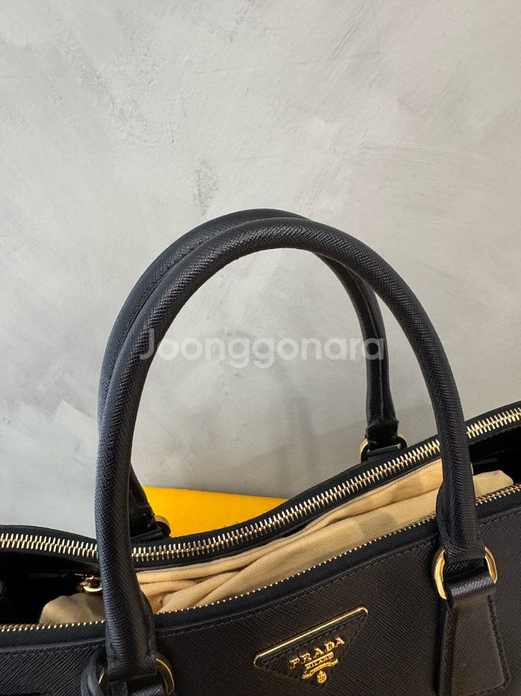 프라다 갤러리아백 라지 사피아노 토드백--9