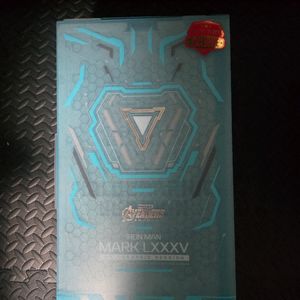 핫토이 마크 85 홀로그램