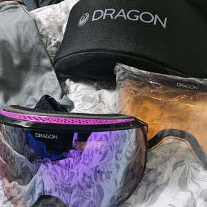 드래곤 고글 LUMA&LENS 고글 10만 팝니다