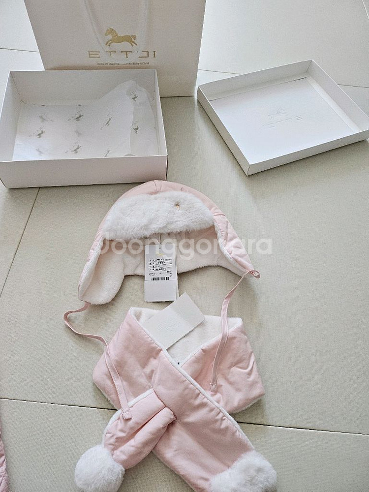 에뜨와 우든화섬모&목도리세트(점퍼같이나눔)--1