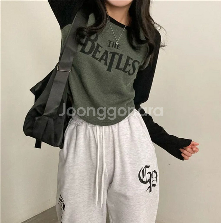 디레터링 골지 배색 나그랑 언발 티셔츠--2