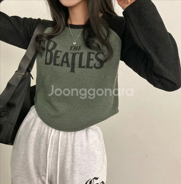 디레터링 골지 배색 나그랑 언발 티셔츠--6