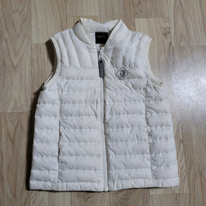 블랙야크 키즈 덕다운 패딩조끼 110. 상태좋음. 남아겨울옷.여아겨울옷