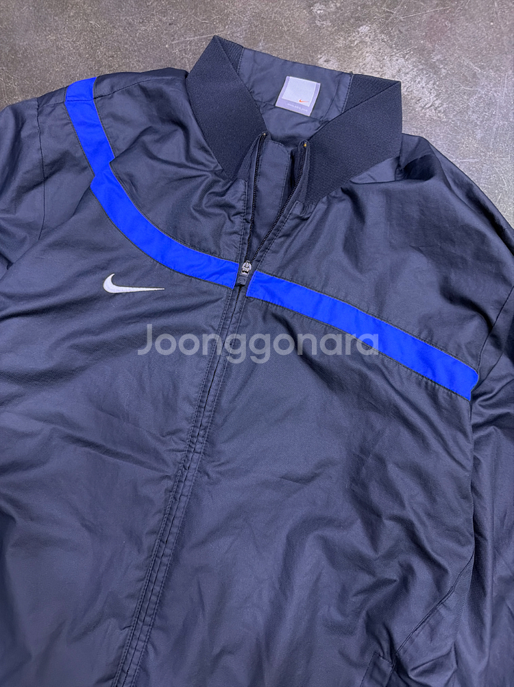나이키 00s 스우시 로고 블루 라인 바람막이 점퍼 L--2