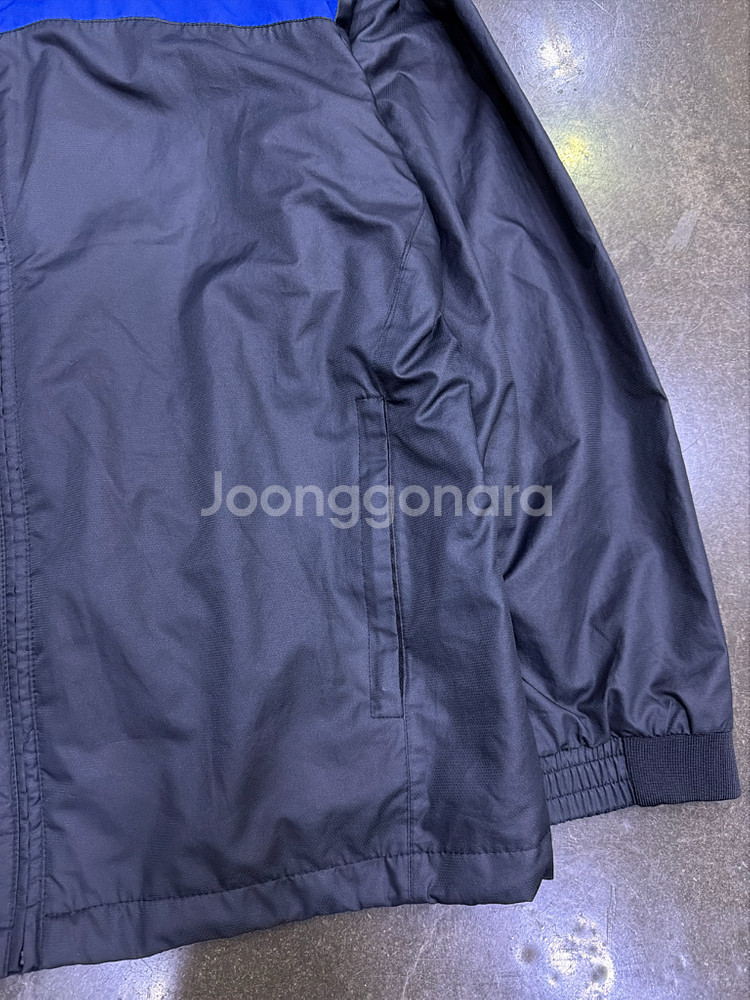 나이키 00s 스우시 로고 블루 라인 바람막이 점퍼 L--4