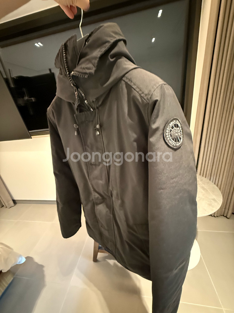 캐나다구스 블랙라벨 샤토) M싸이즈 블랙색상 판매--1