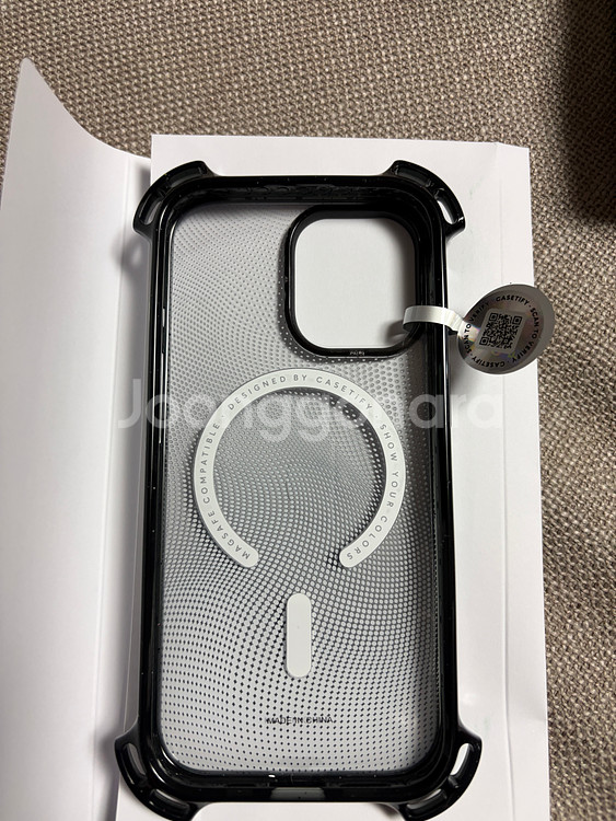 새상품)Casetify.아이폰17.바운스케이스.범퍼케이스.맥세이프.Gradient Spots케이스--1