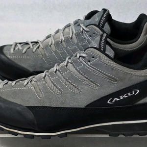 아쿠 방수가죽 경등산화 트레킹화 비브람 260~265