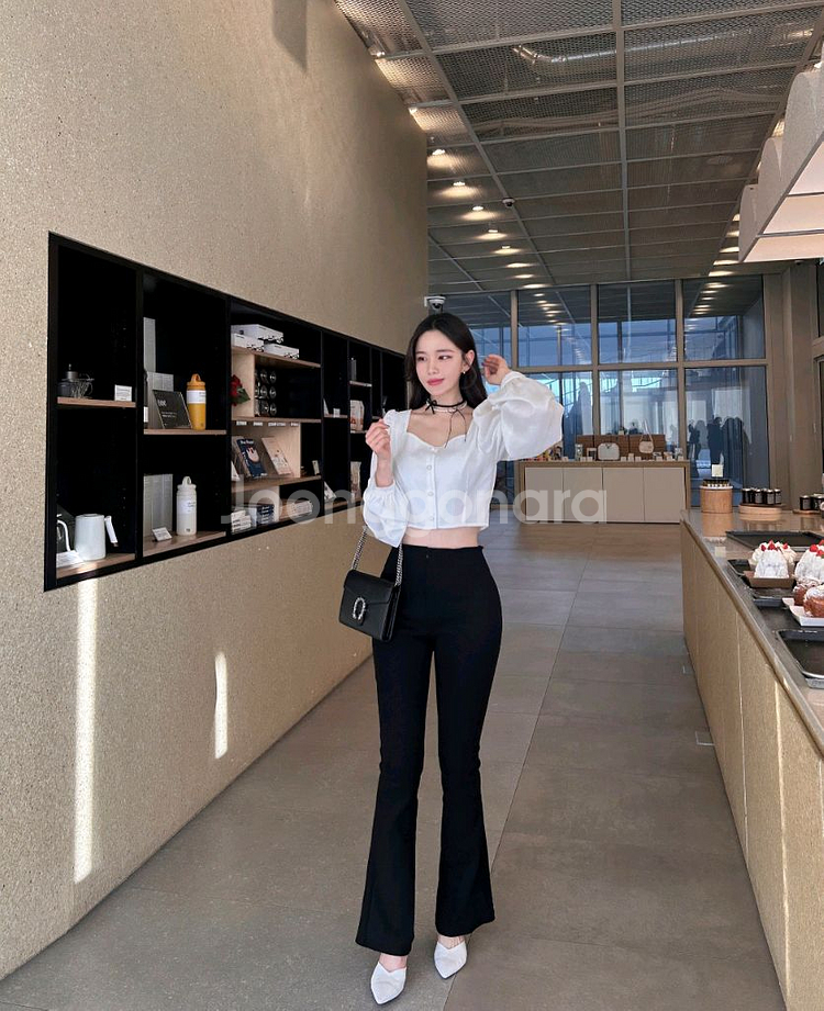 다니엘BL 블라우스 스퀘어넥 퍼프 소매--3