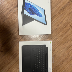 서피스 프로8 16g 256gb 팝니다.
