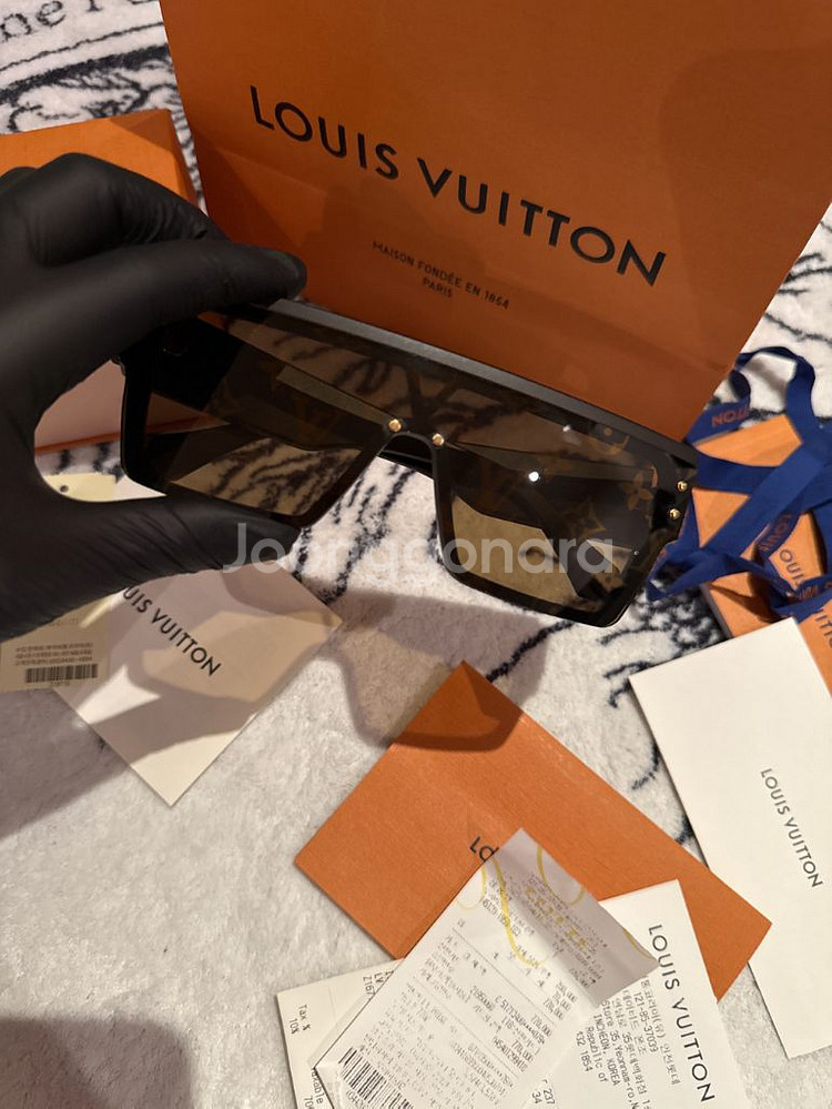 백화점판 루이비통 LV 와이메아 L 선글라스 Z1671--3