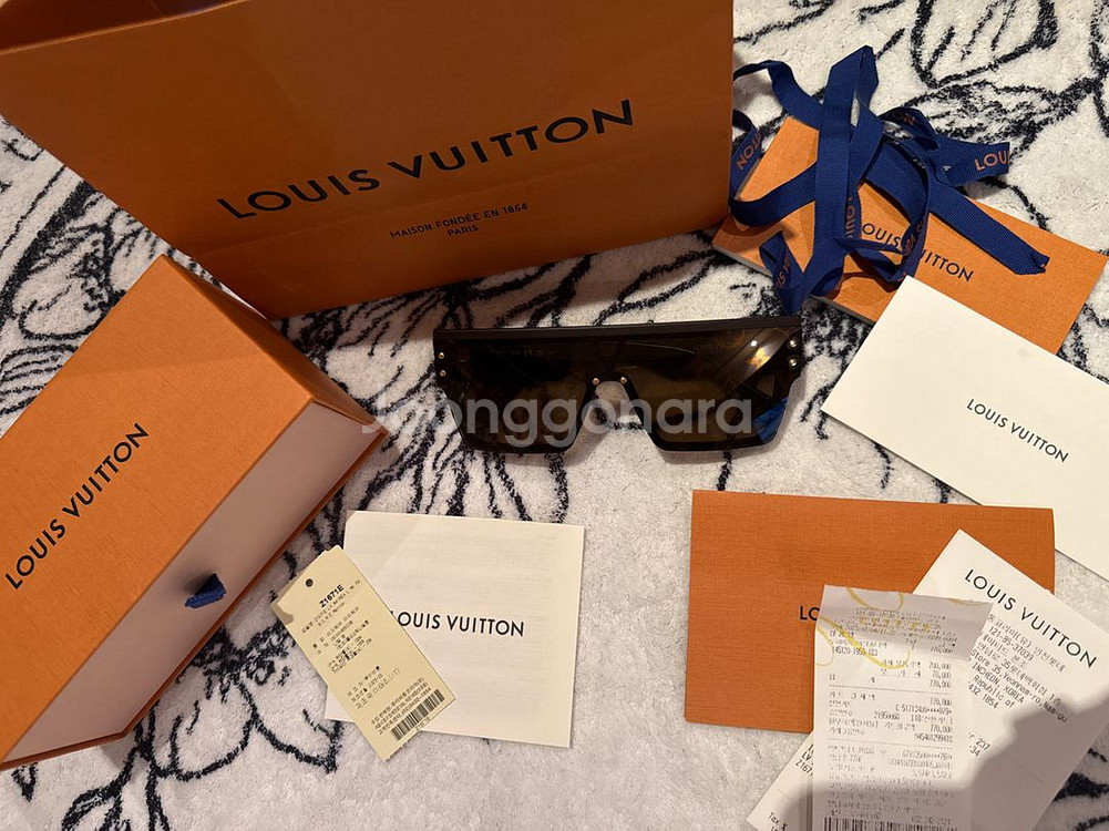 백화점판 루이비통 LV 와이메아 L 선글라스 Z1671--2