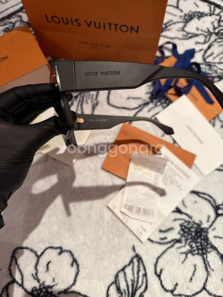 백화점판 루이비통 LV 와이메아 L 선글라스 Z1671--5