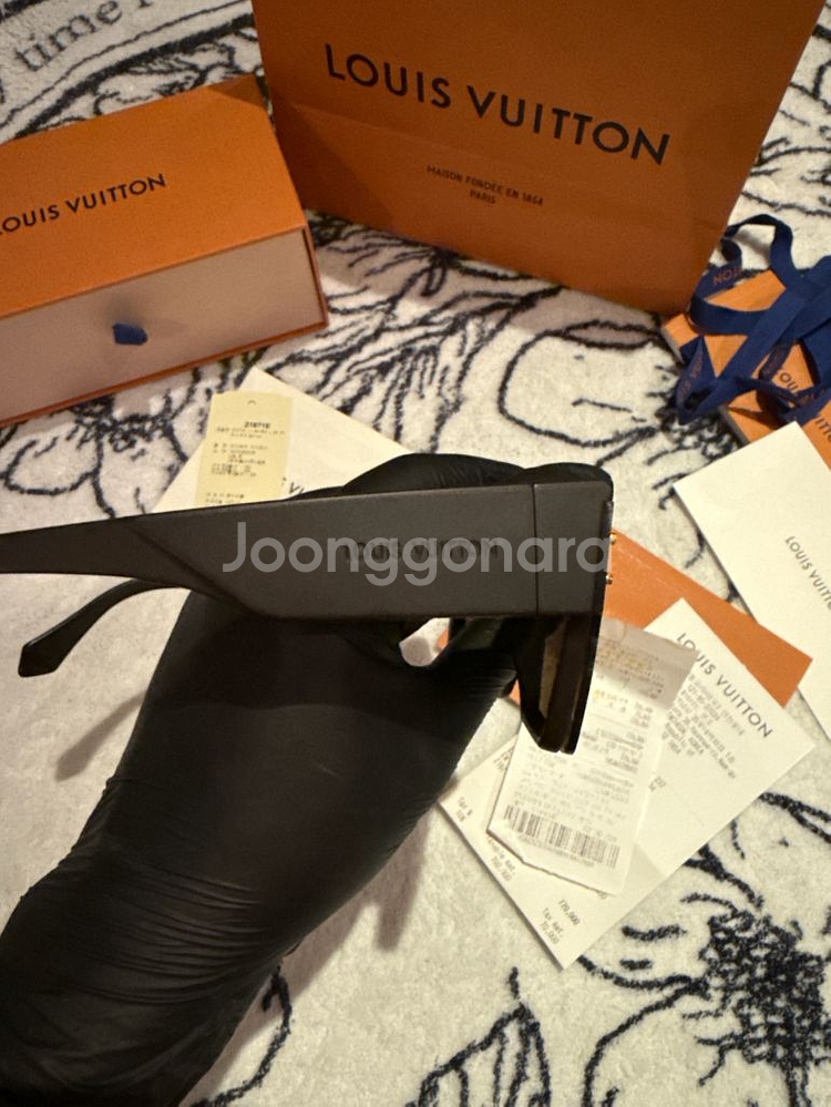 백화점판 루이비통 LV 와이메아 L 선글라스 Z1671--6
