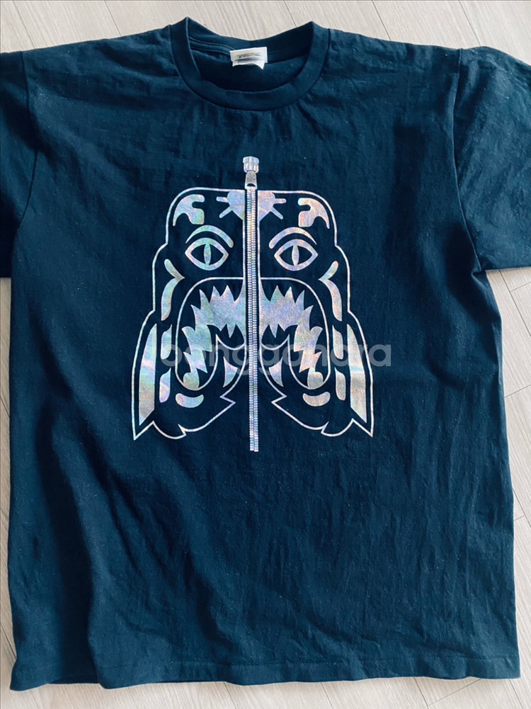 베이프 타이거홀로그램 xl사이즈--3