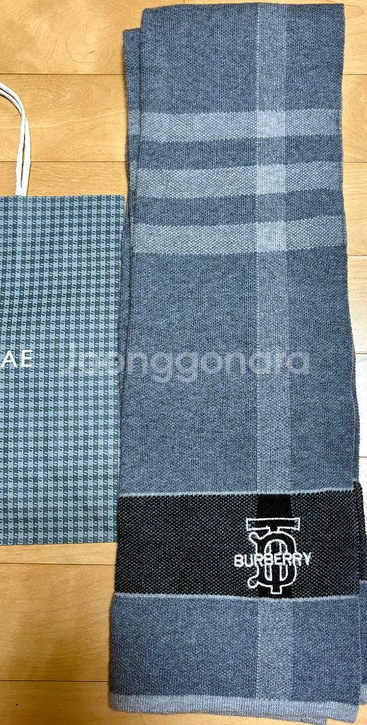 버버리 TB 로고 그레이 캐시미어 실크 머플러 목도리--2