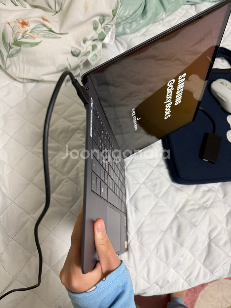 삼성 갤럭시북S 노트북--4