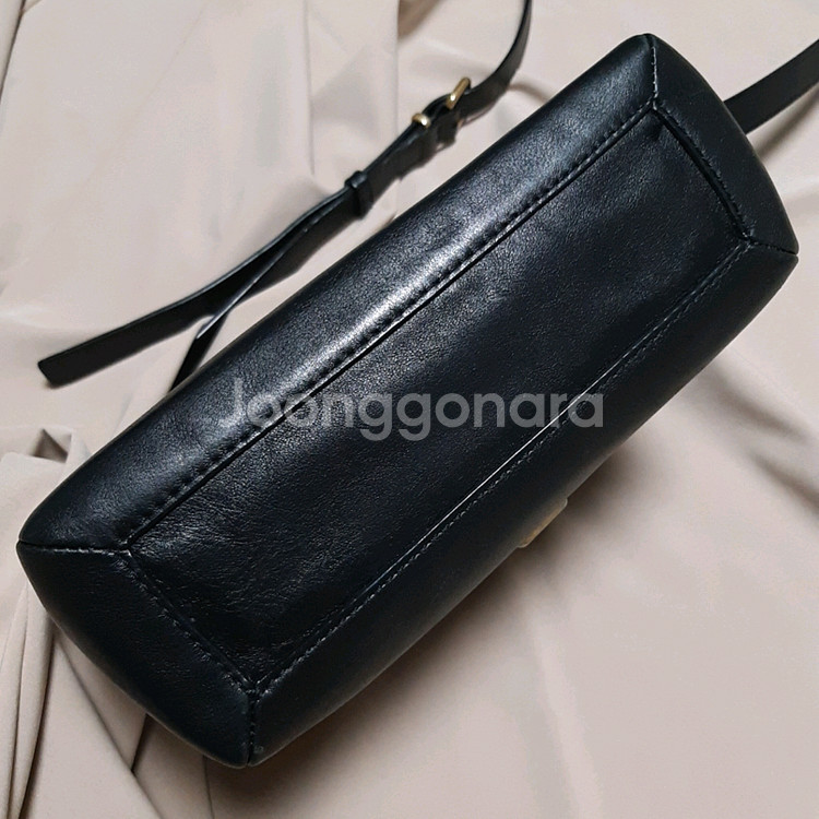 마크 바이 마크제이콥스 심플 크로스백 숄더백 샤첼백--2