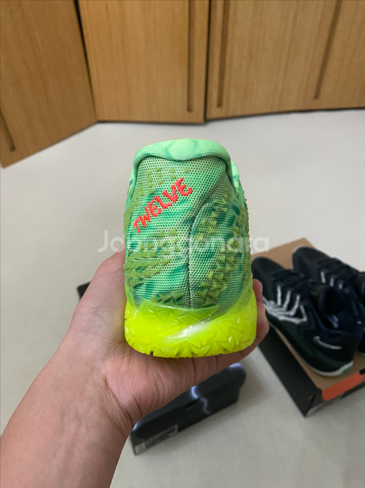 자3 스푸키 시즌 285 농구화--2