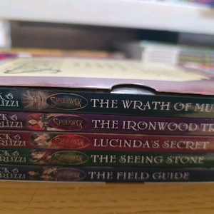 원서 스파이더위크가의 비밀.학교가 살아있다.아앙의전설