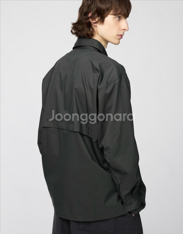 [M,L]새제품 25FW 유니클로 유틸리티셔츠 그레이--1