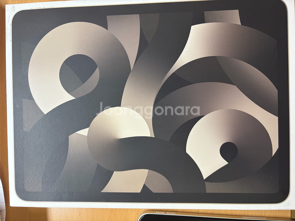 아이패드에어 5세대 64gb 스타라이트--0