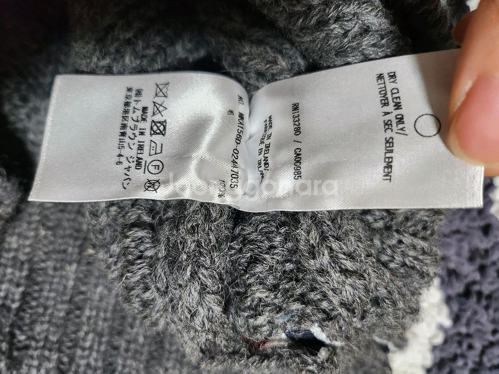 톰브라운 니트 4사이즈--6