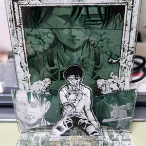 진격의 거인 리바이 아크릴 디오라마(새개봉)4주년 기념