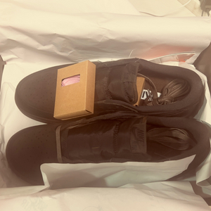 나이키 조던1 트레비스 스캇 벨벳 브라운