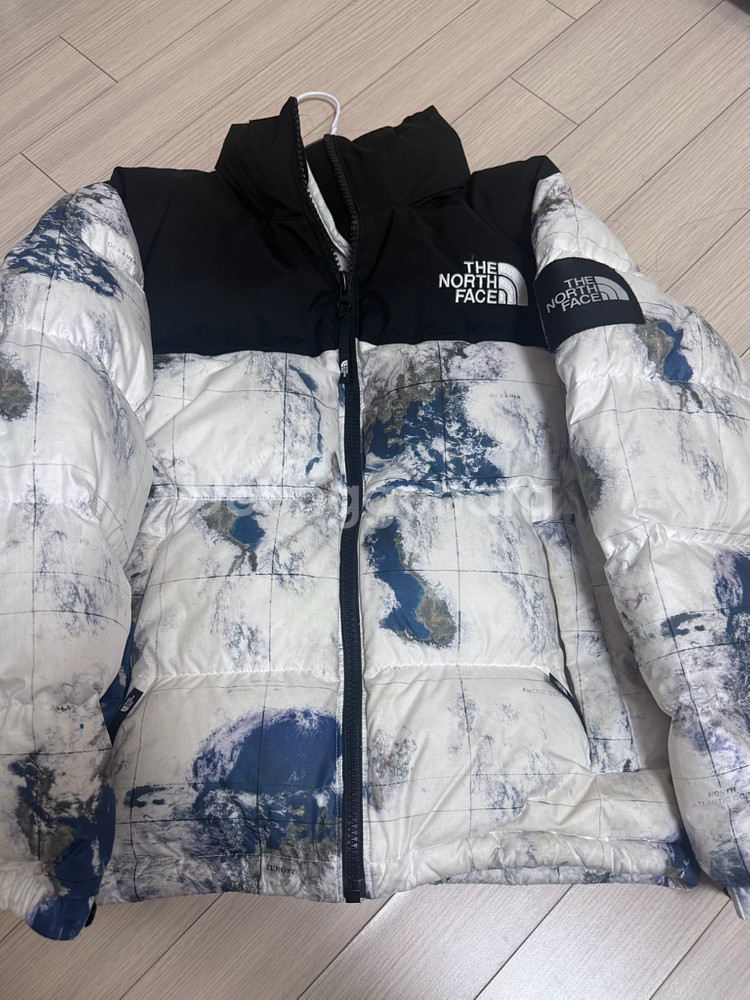 노스페이스 한정판 화이트라벨 지구 눕시 S--1