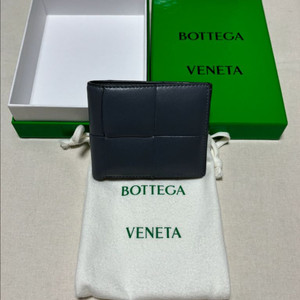 보테가베네타 카세트 맥시 반지갑