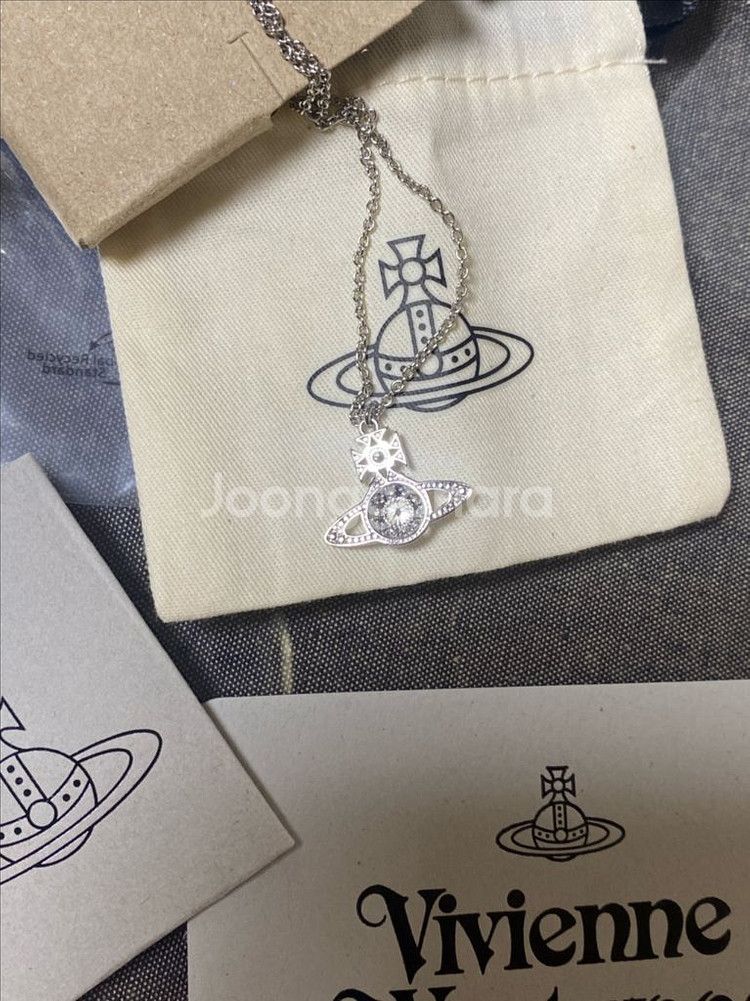 (미사용)비비안웨스트우드 리 lee orb 실버목걸이--3