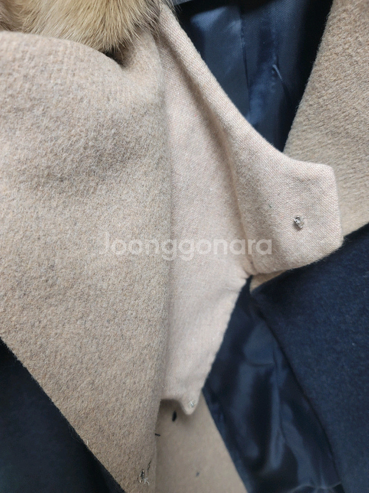 2회착용/드라이완료)수스 캐시미어 퍼카라 코트 66사이--4