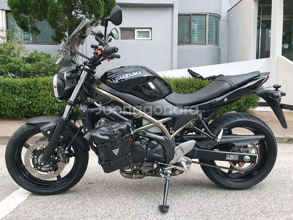 [가격인하] 스즈키 SV650 팝니다 (22년식)--4