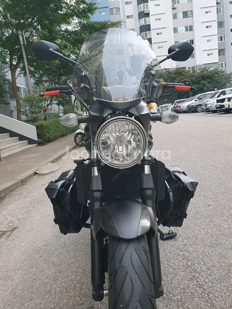 [가격인하] 스즈키 SV650 팝니다 (22년식)--7