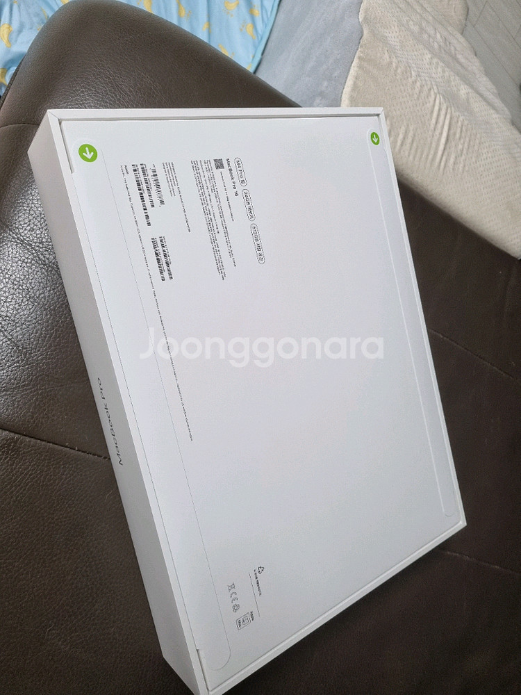 미개봉 맥북 프로 16인치 2025 M4 고성능 쿨매--1