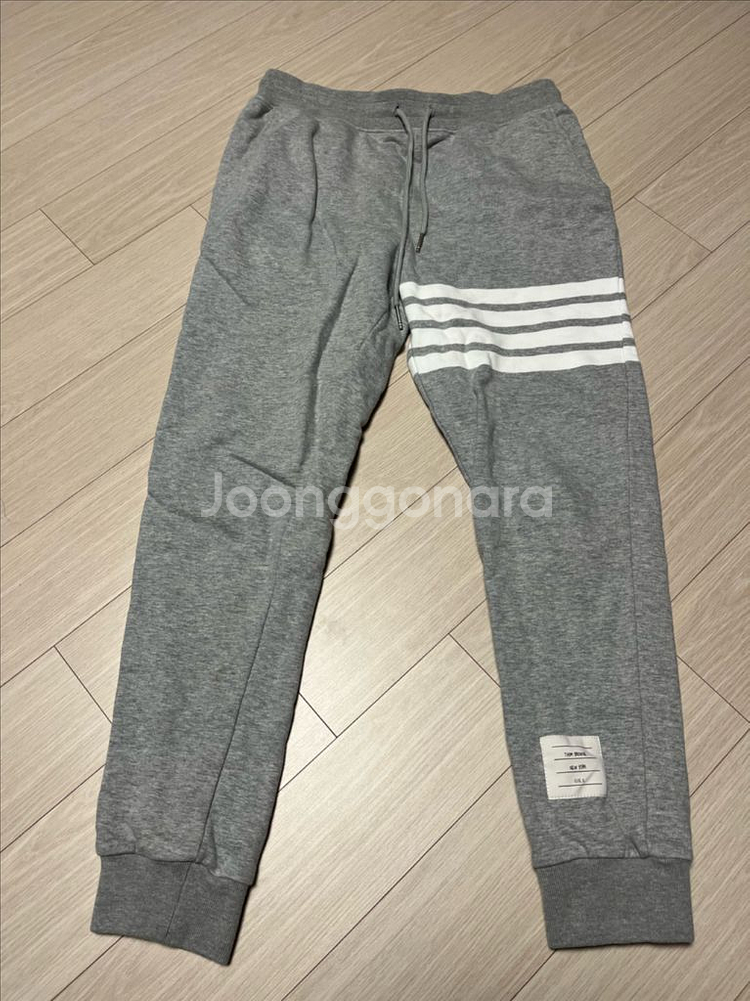 (거의새것)톰브라운 스웨트 조거 팬츠 츄리닝 사이즈2--0