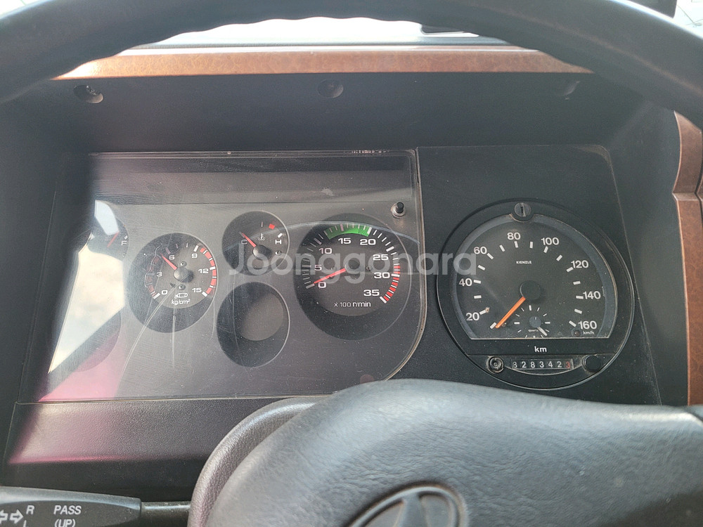 4.5톤 2004년 82만키로--2